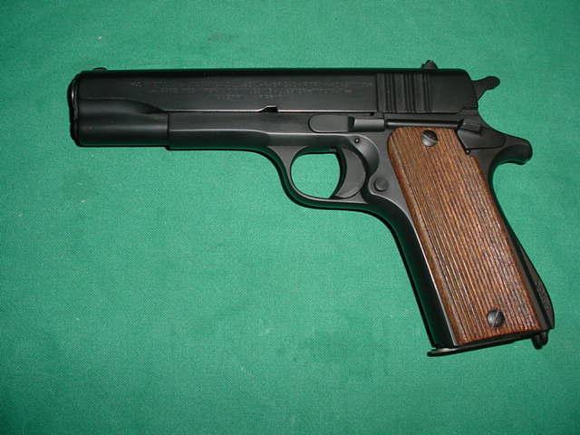 Argentina Ballester Molina .45 Pistol - Click Image to Close