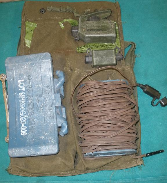 Claymore Set. Inert Claymore Set. Inert