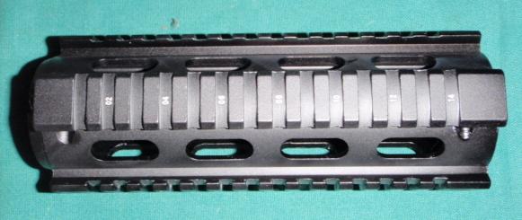 Handguard M4 Aluminim Quad Rail 2 piece