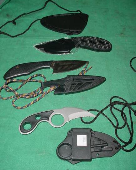 NECK KNIFES QTY 1