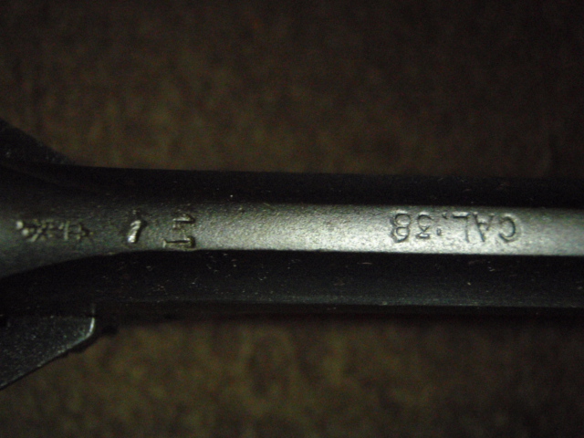 Enfield No 2 Mk 1* .38 S&W Revolver 1941 - Click Image to Close