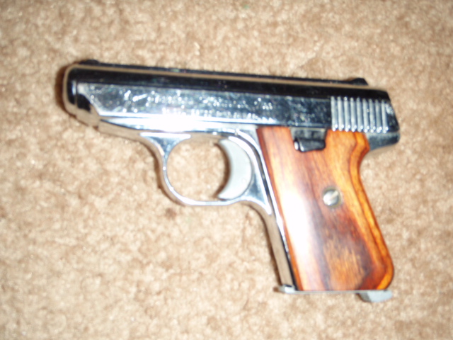 Jennings J-22 Pistol - Click Image to Close