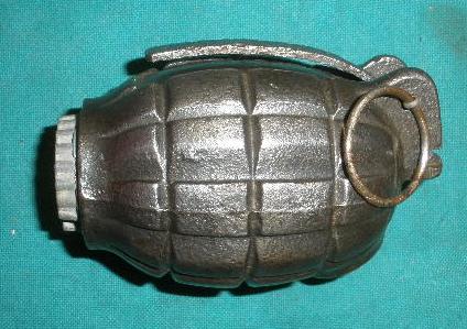 British Mills Bomb No 36M Mk 1 INERT - Click Image to Close