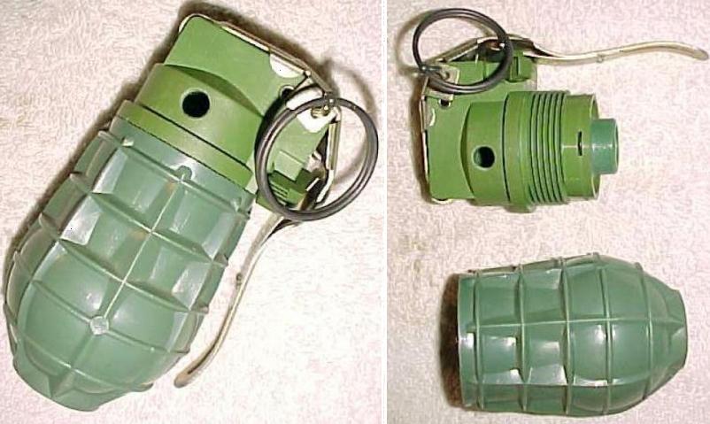 Czech URG-86 Grenade MINT - Click Image to Close