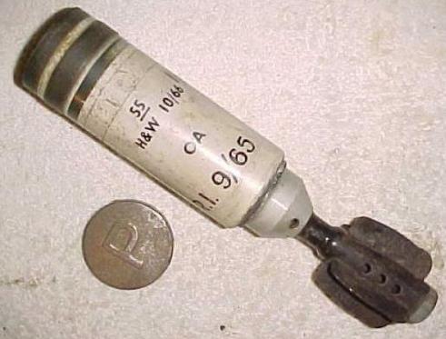 British 2 Inch Illuminating Mortar Bomb - Click Image to Close