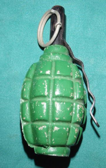 Russian WW2 Type F1 Dummy Grenade - Click Image to Close