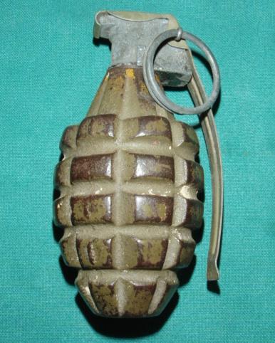 US Mark 2 Pineapple Grenade M10A3 Fuse