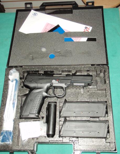 FN FiveSeven 5.7x28 Pistol