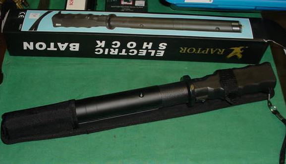 Stun Gun, Raptor Baton 300,000 Volts